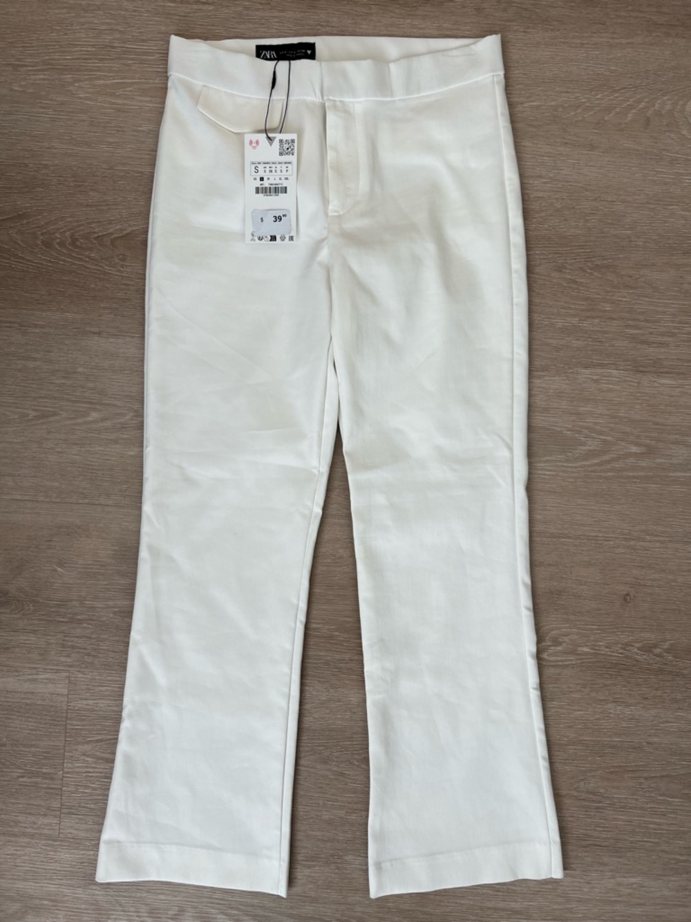 Zara Y2K White Retro Women’s Size Small Pants with Slight Flare